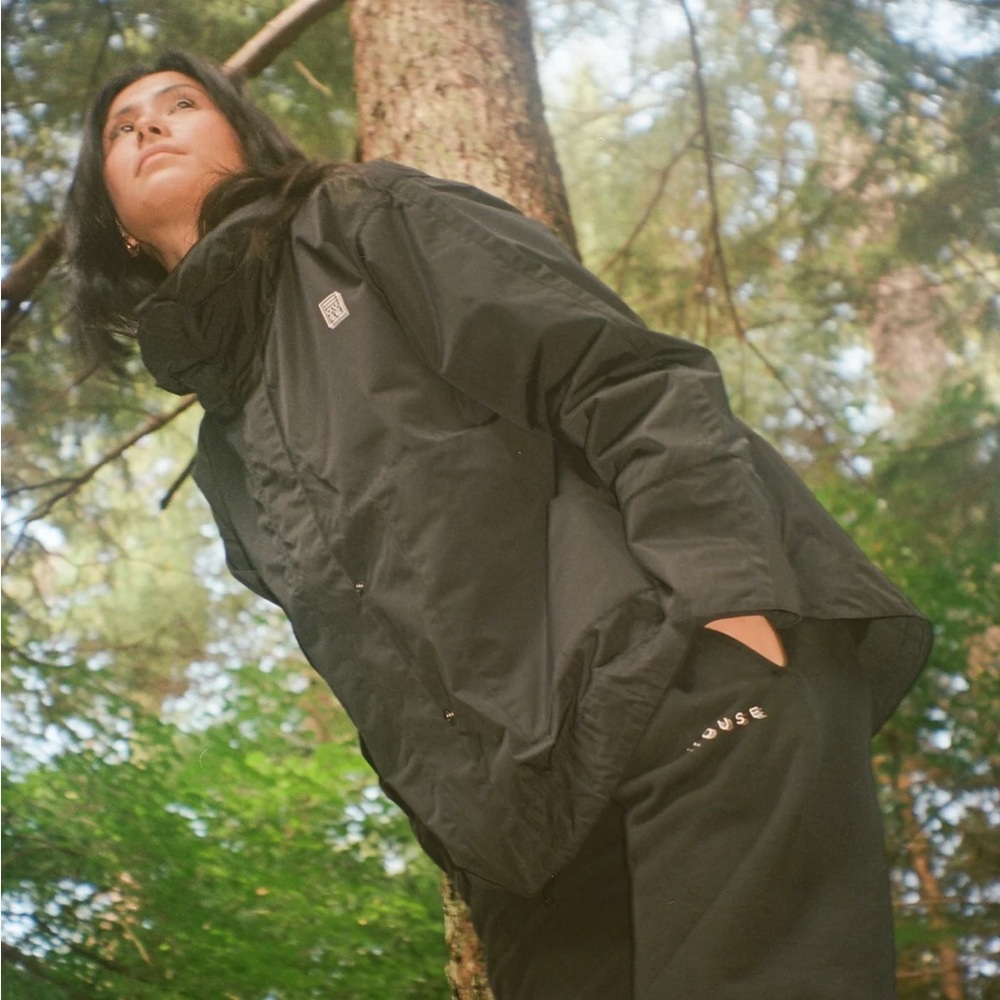 BNWT HouseID by HouseConcepts blue rain jacket